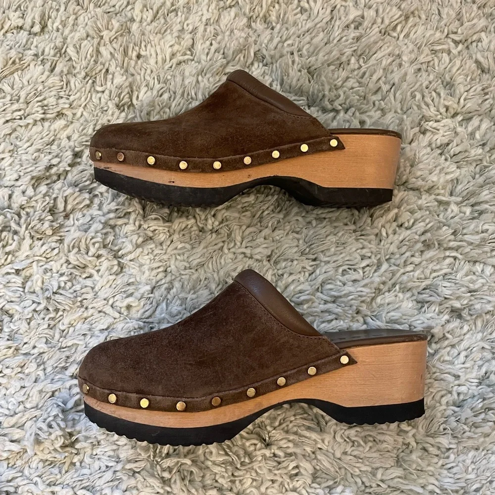 M. Gemi Clogs - Picture 1 of 5